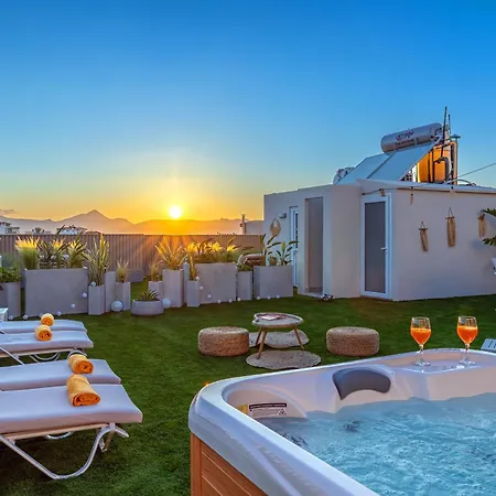 Zen Rooftop Escape Apartment *